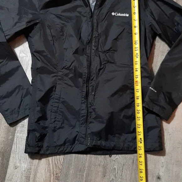 Columbia Omni tech Jacket - Picture 5 of 7